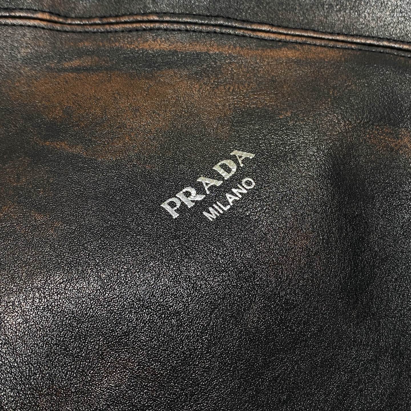 가죽 디스트레스드 후드 (leather distressed hood)