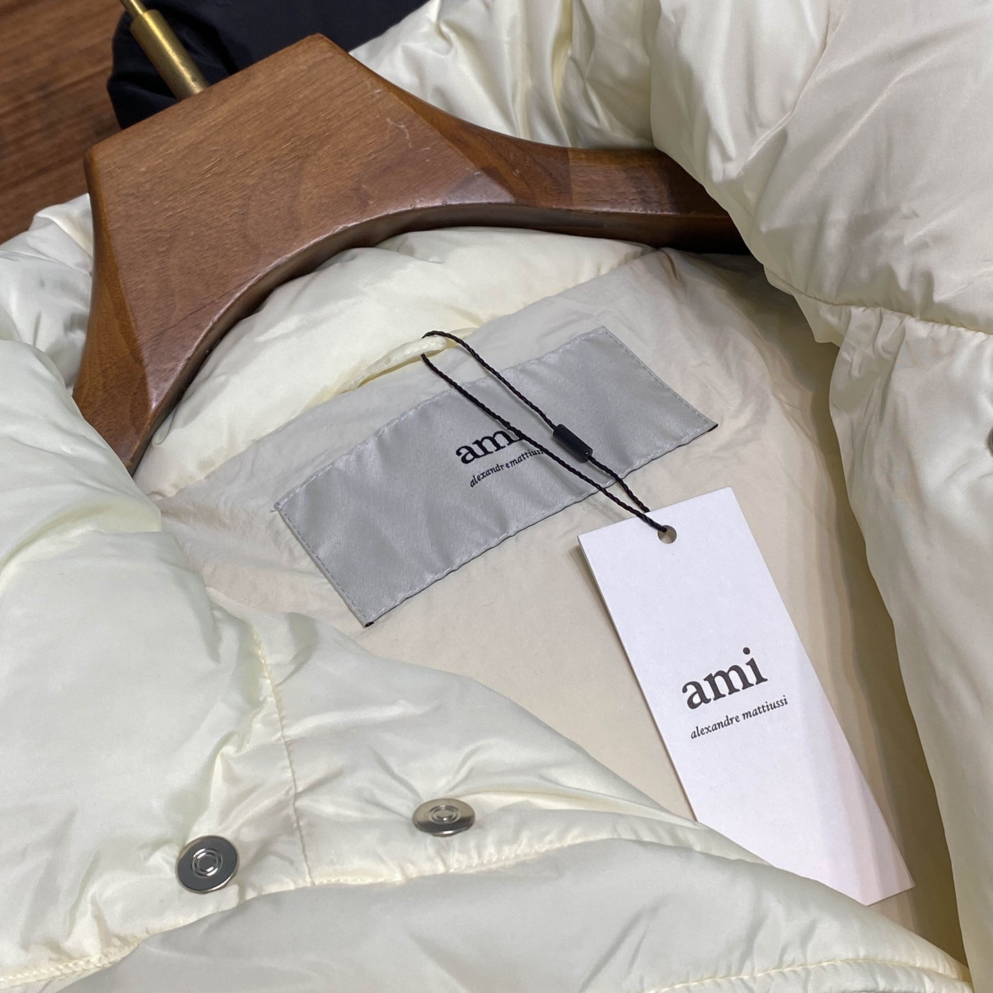 스탠드업 패딩 (stand up padding)