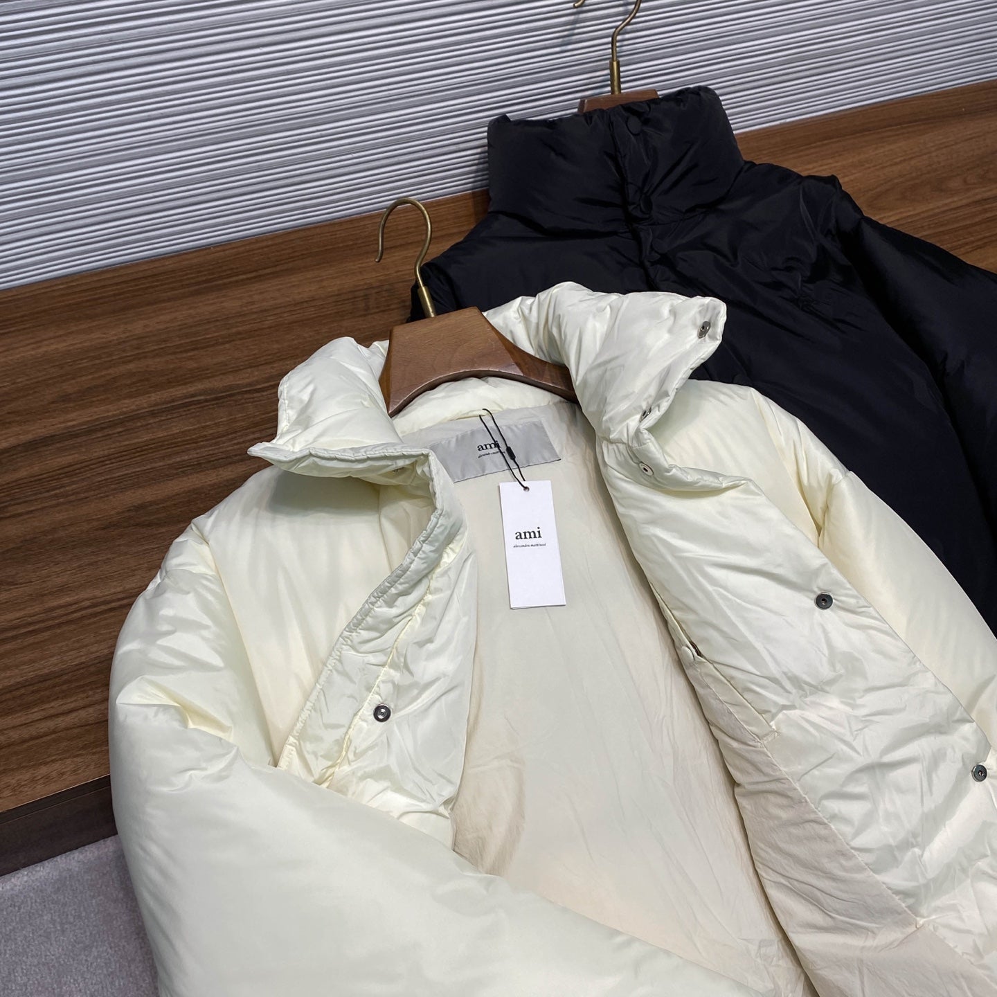 스탠드업 패딩 (stand up padding)