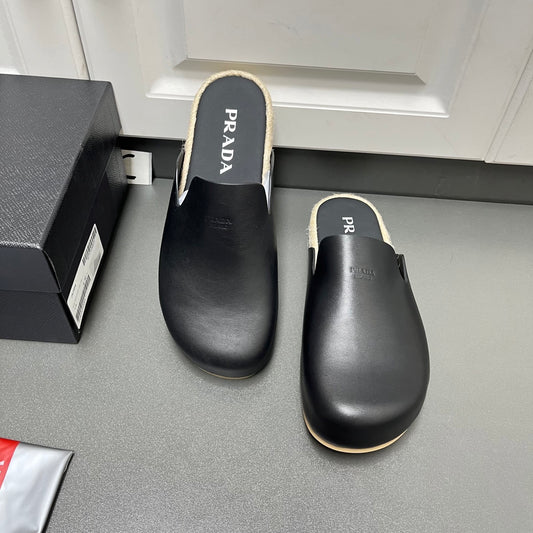 뮬 샌들 (mule sandals)