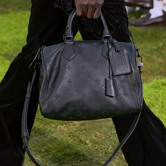 모노그램 시티백 (monogram city bag)