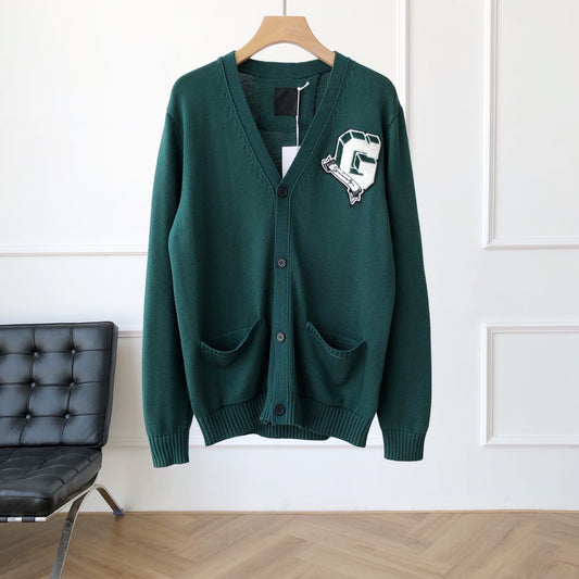 딥 브이넥 가디건 (Deep V-Neck Cardigan)