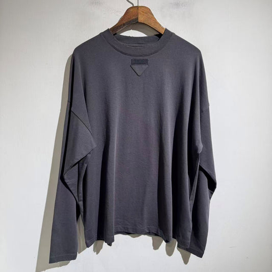 플레어 맨투맨 (Flare man-to-man)