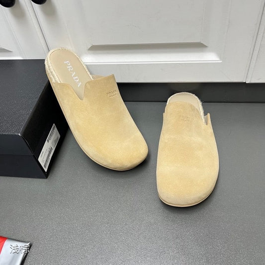 뮬 샌들 (mule sandals)