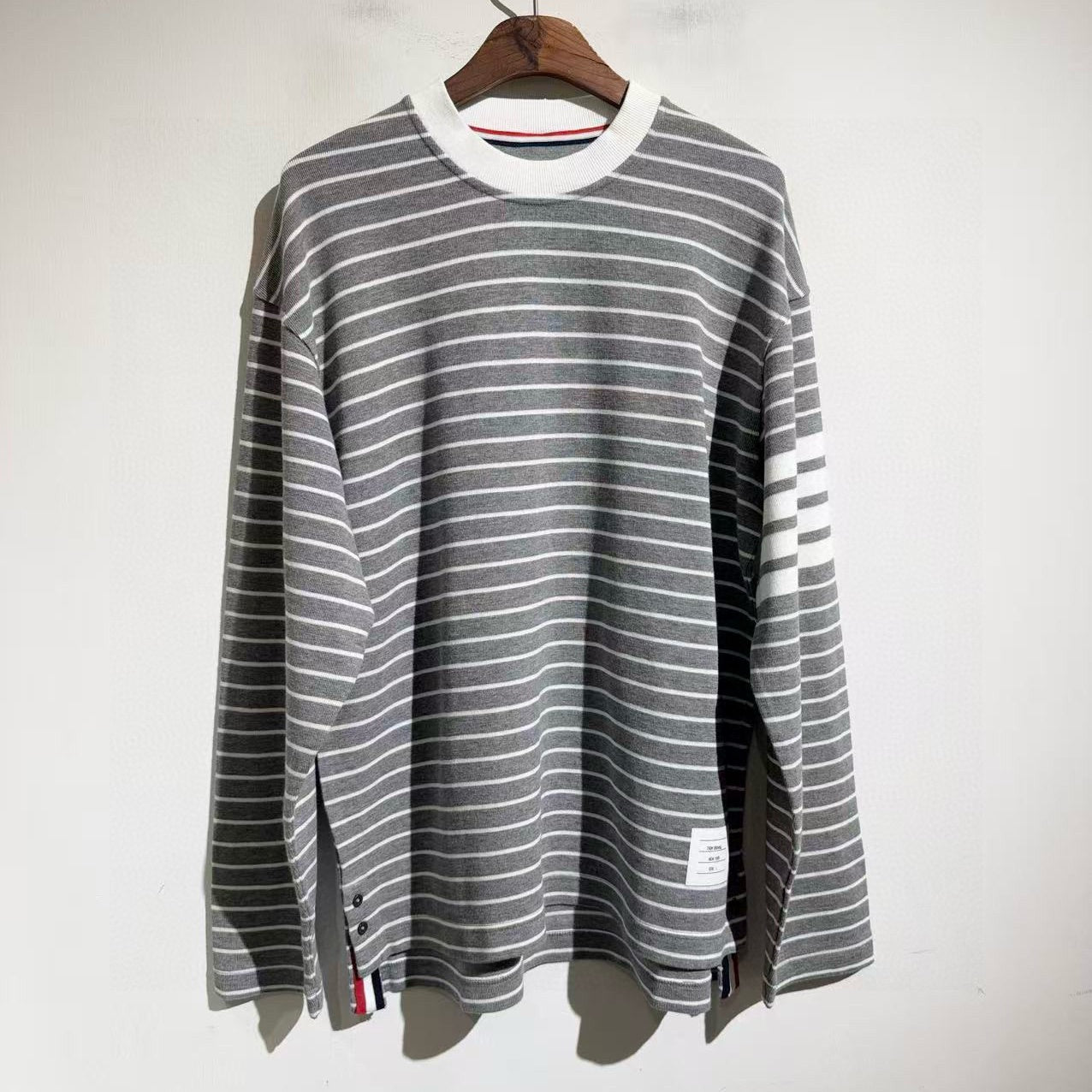 자카드 티셔츠 (jacquard t-shirt)