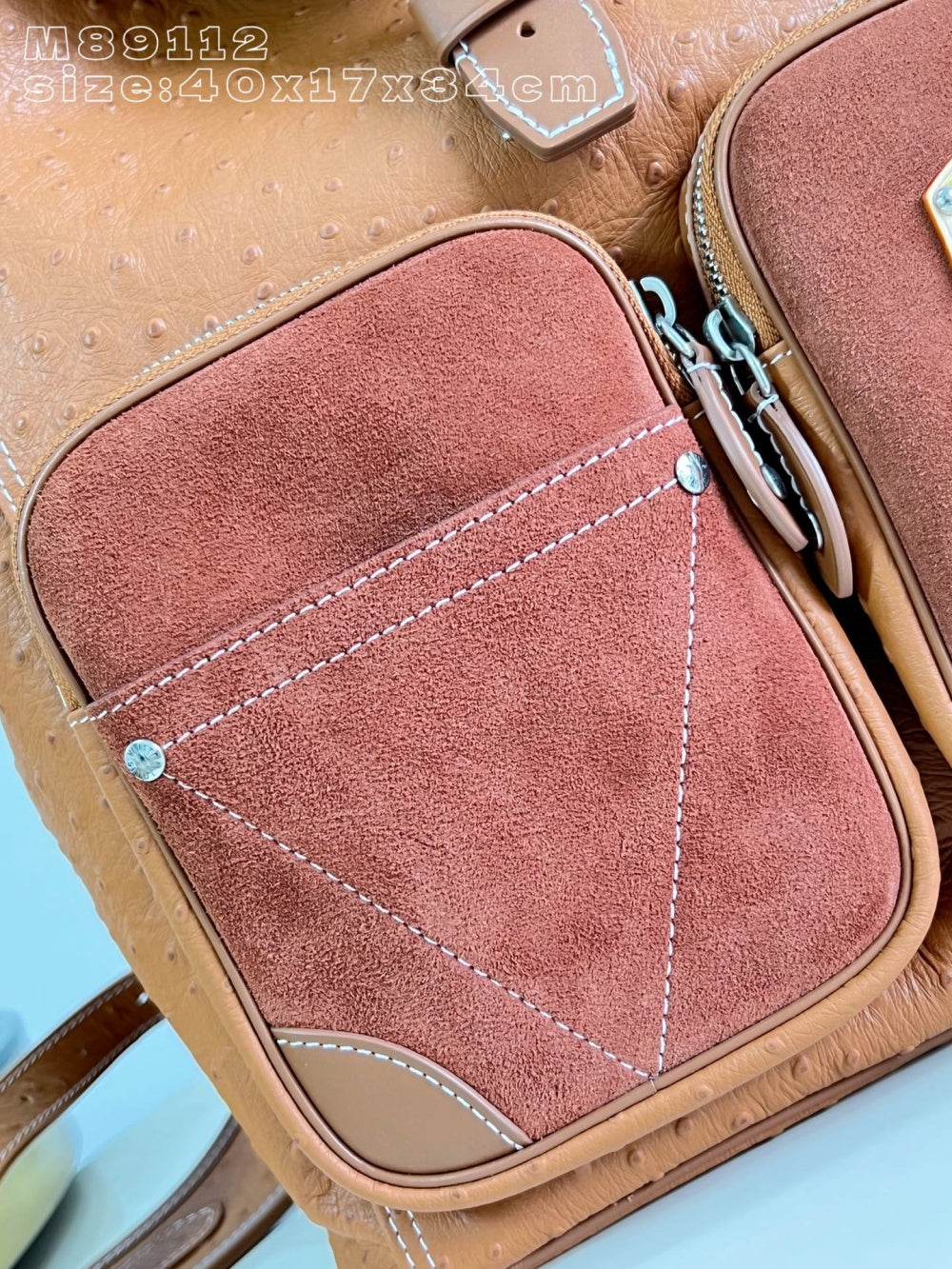 오스트리치 백팩 (Ostrich Backpack)
