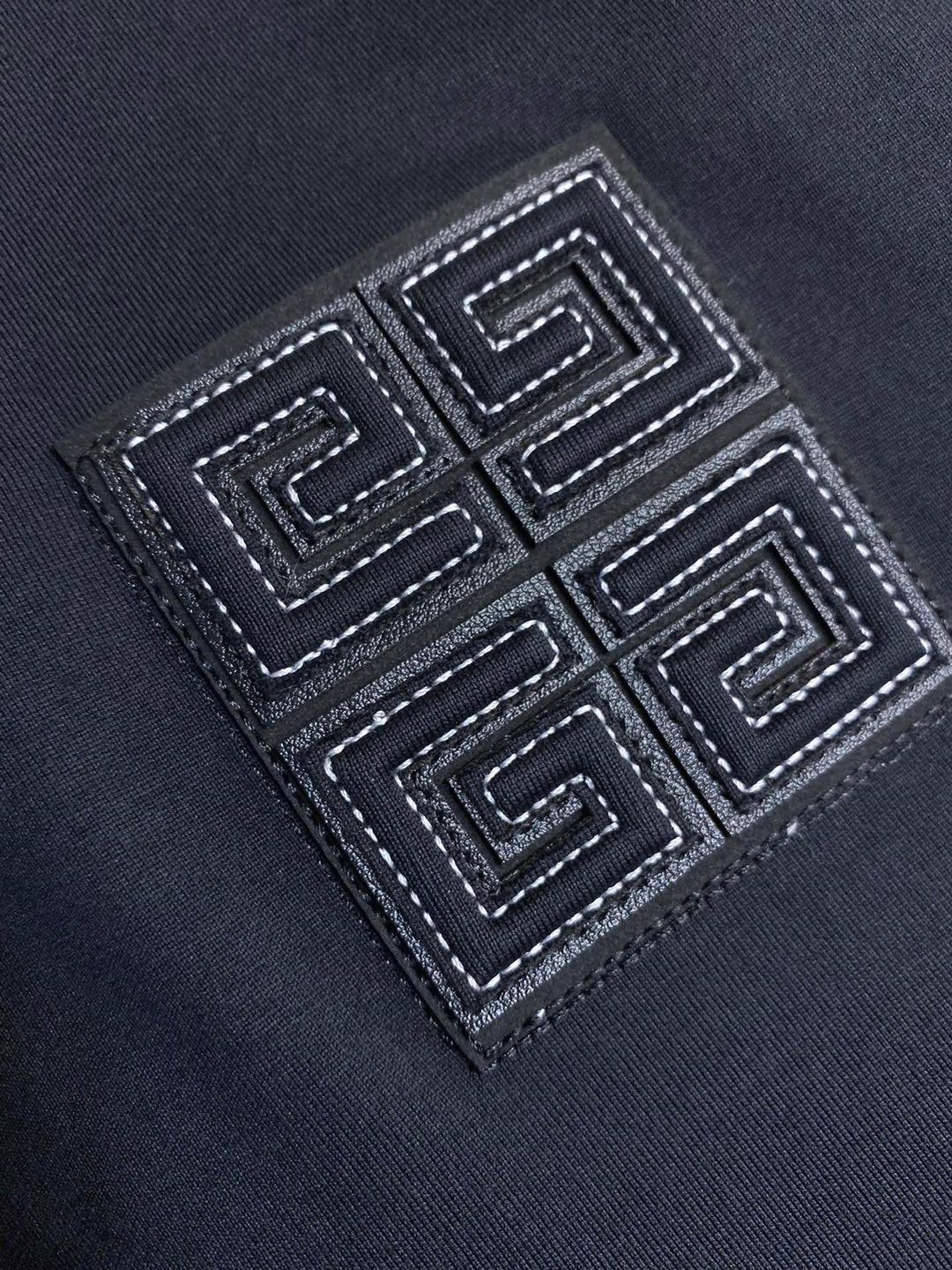 로고패턴 티셔츠(Logo pattern T-shirt)