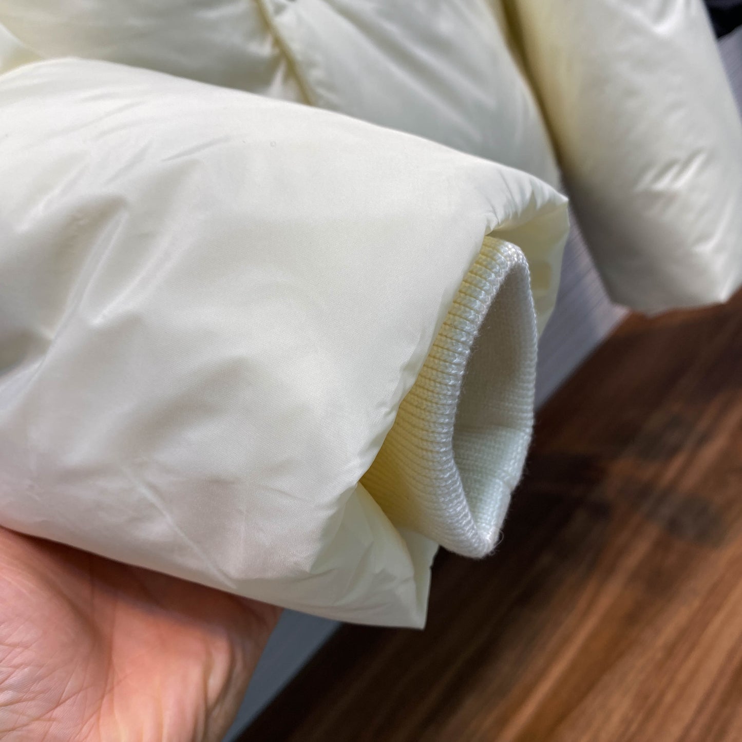 스탠드업 패딩 (stand up padding)