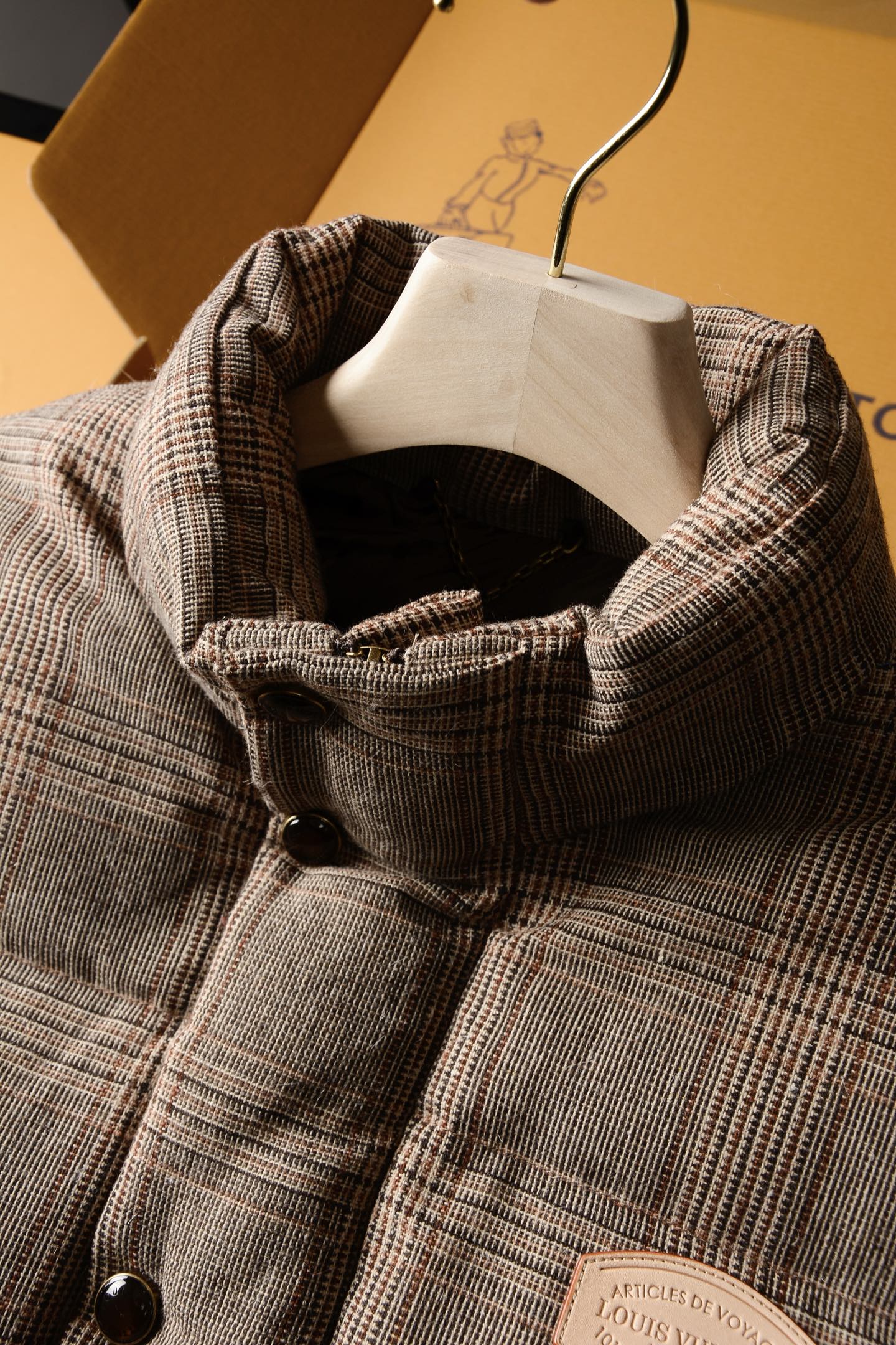 웨일스 체크 패딩 (Wales check padding)