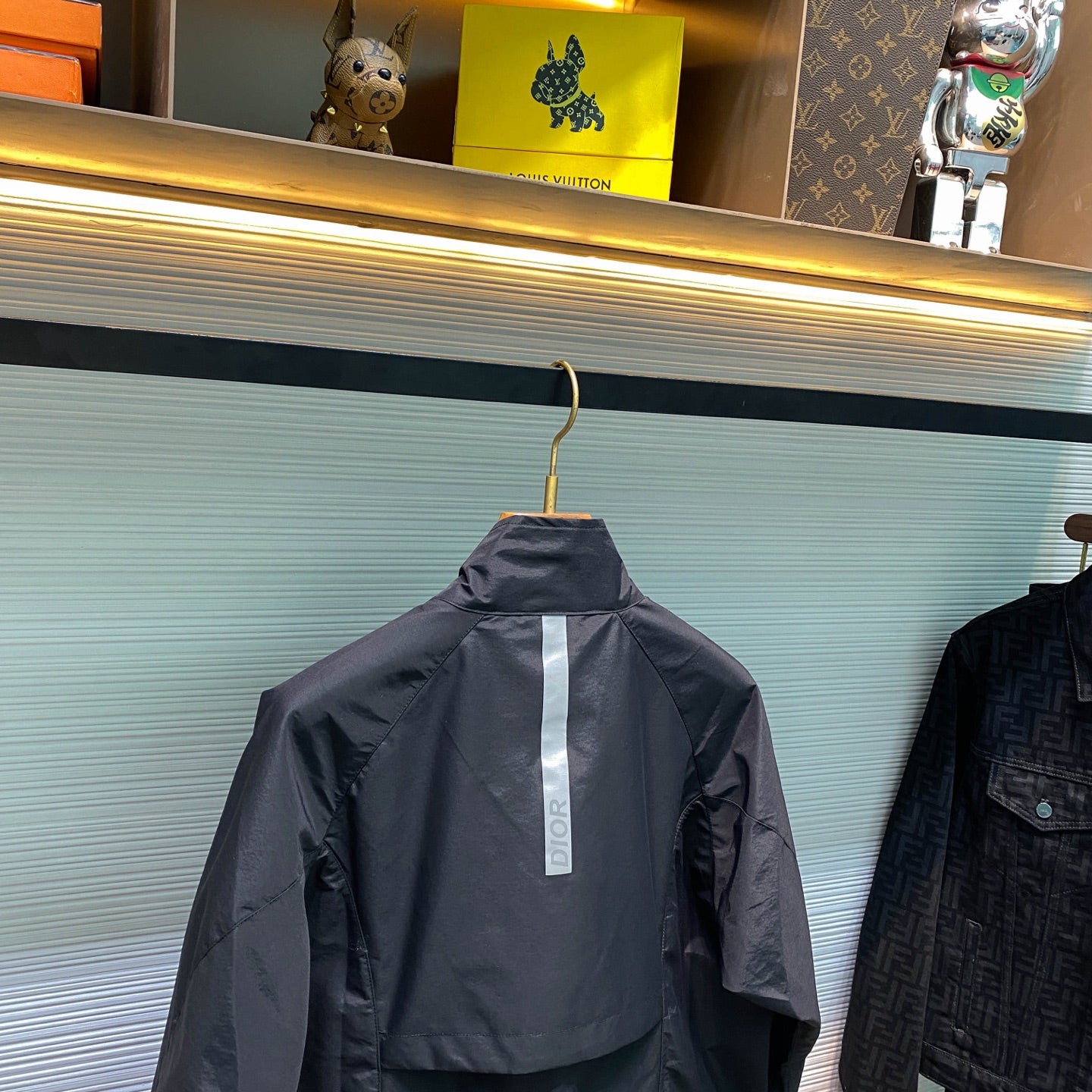 라미네이트 점퍼 (laminate jumper)