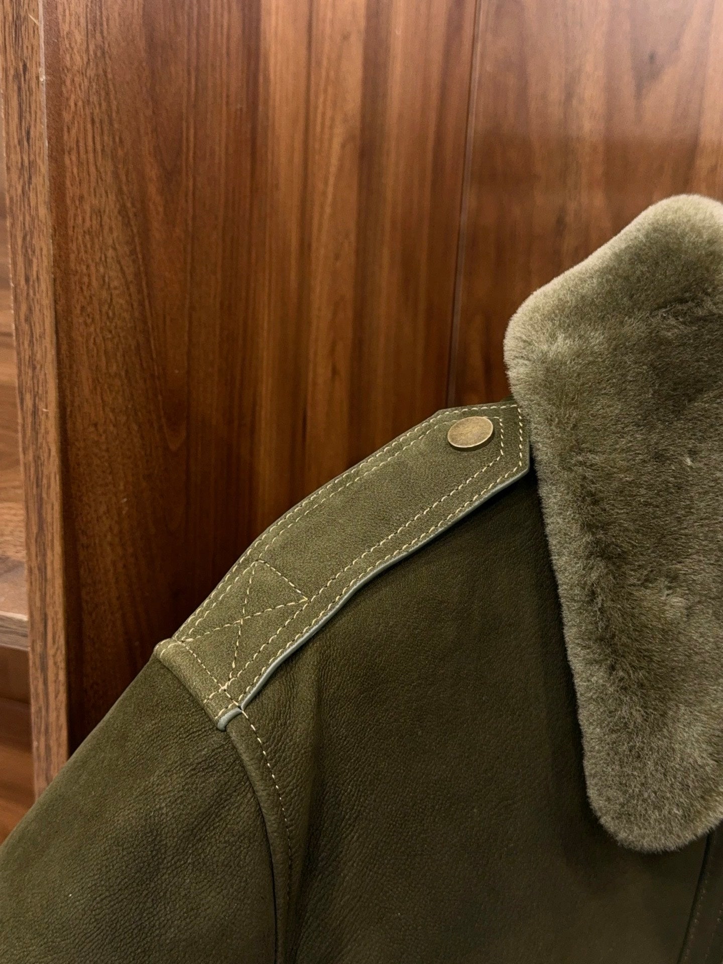 시어링 사슴가죽 다운자켓 (Shearling deerskin down jacket)