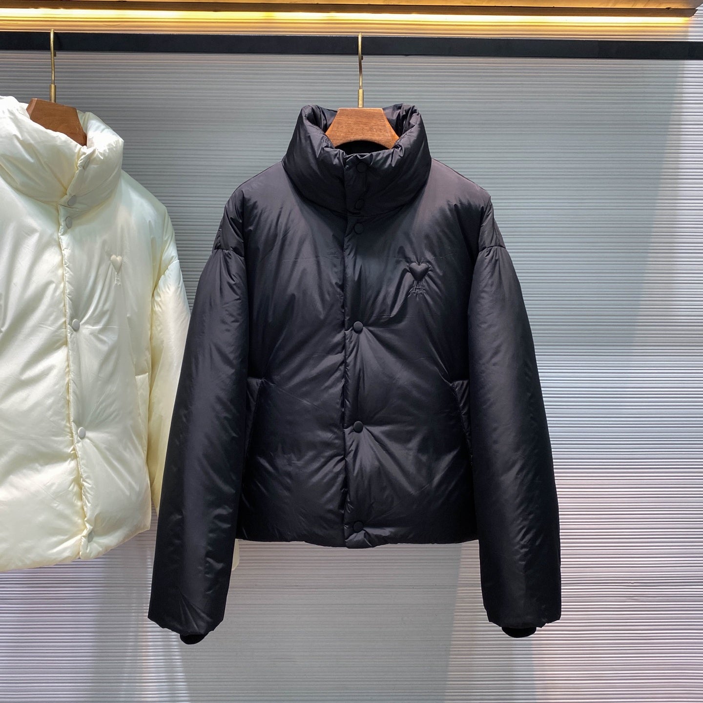 스탠드업 패딩 (stand up padding)