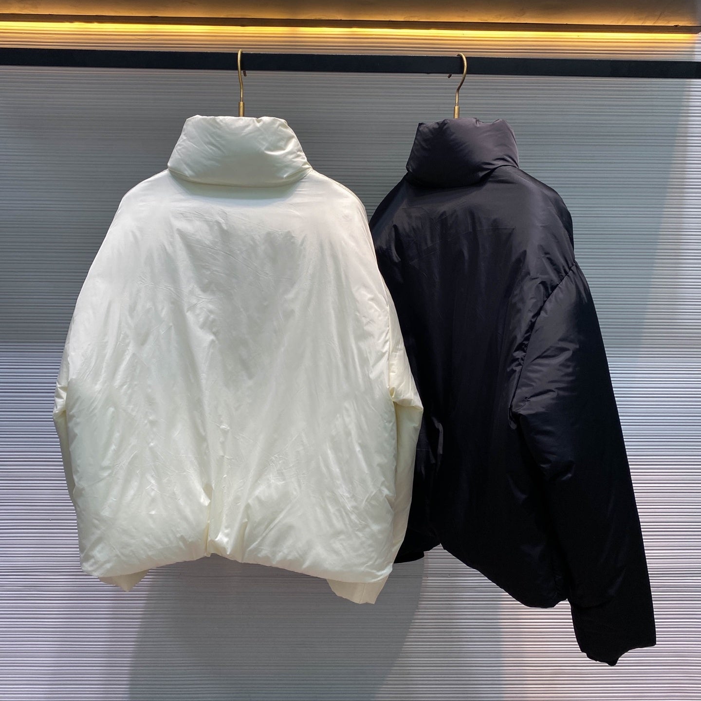 스탠드업 패딩 (stand up padding)