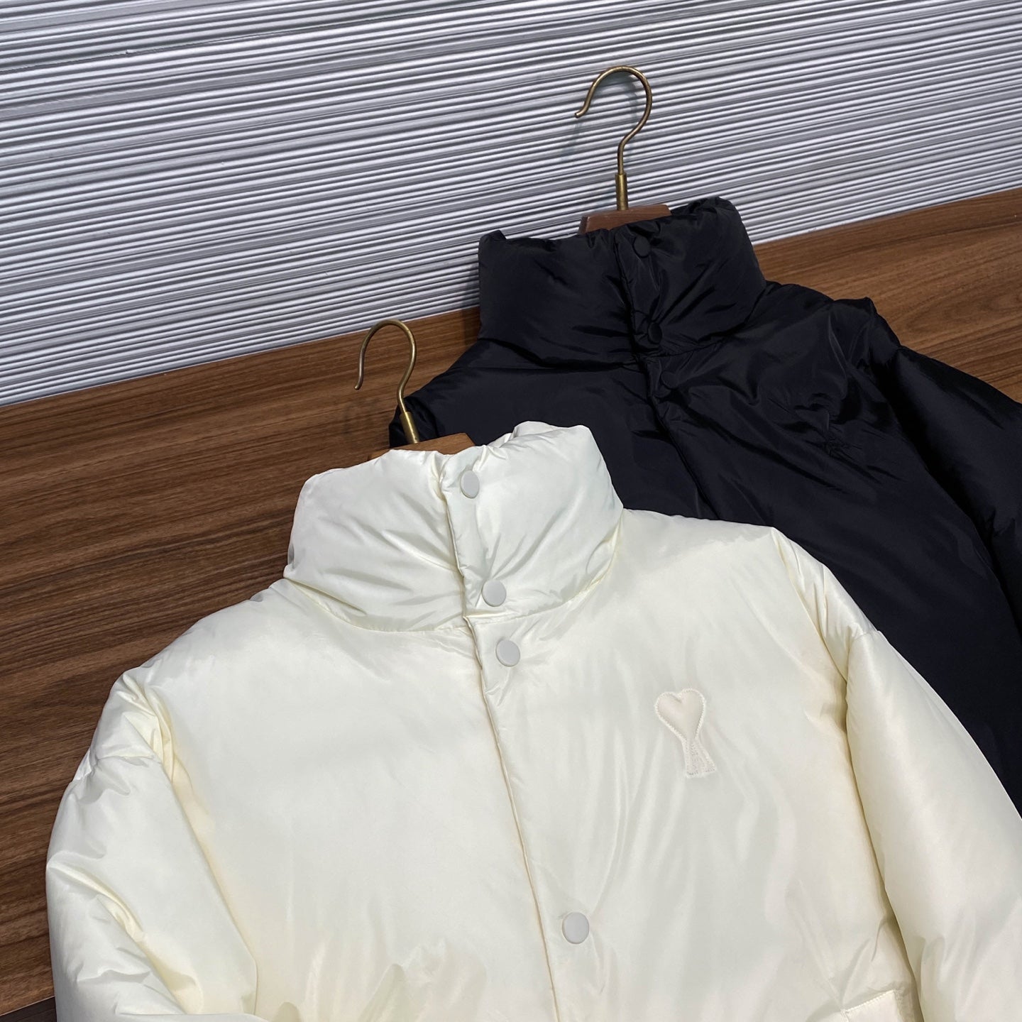 스탠드업 패딩 (stand up padding)