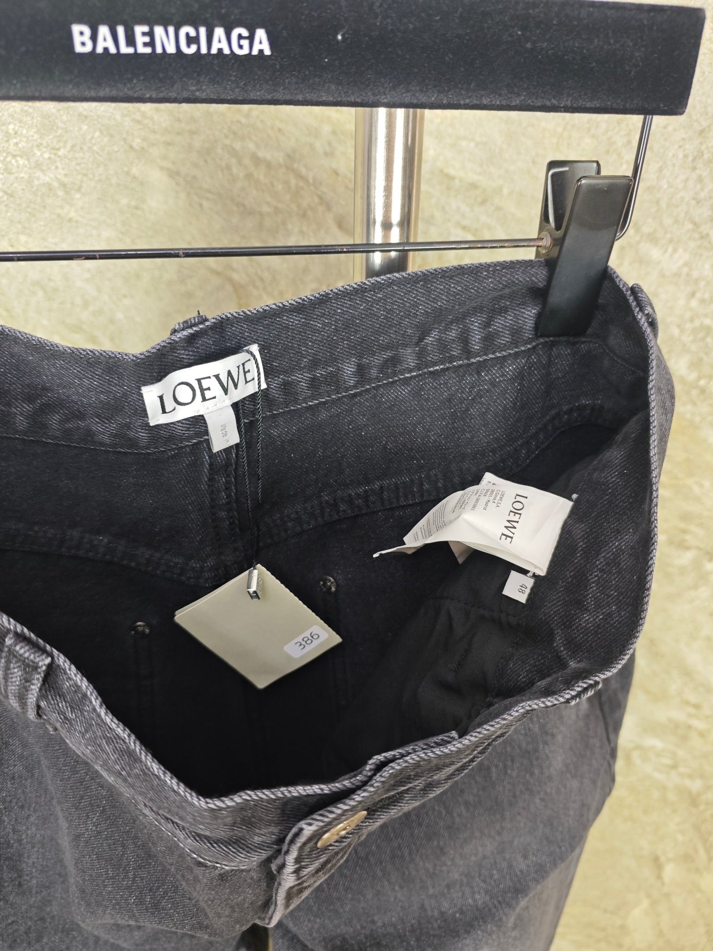 아플리케 데님진 (Appliqué denim jeans)