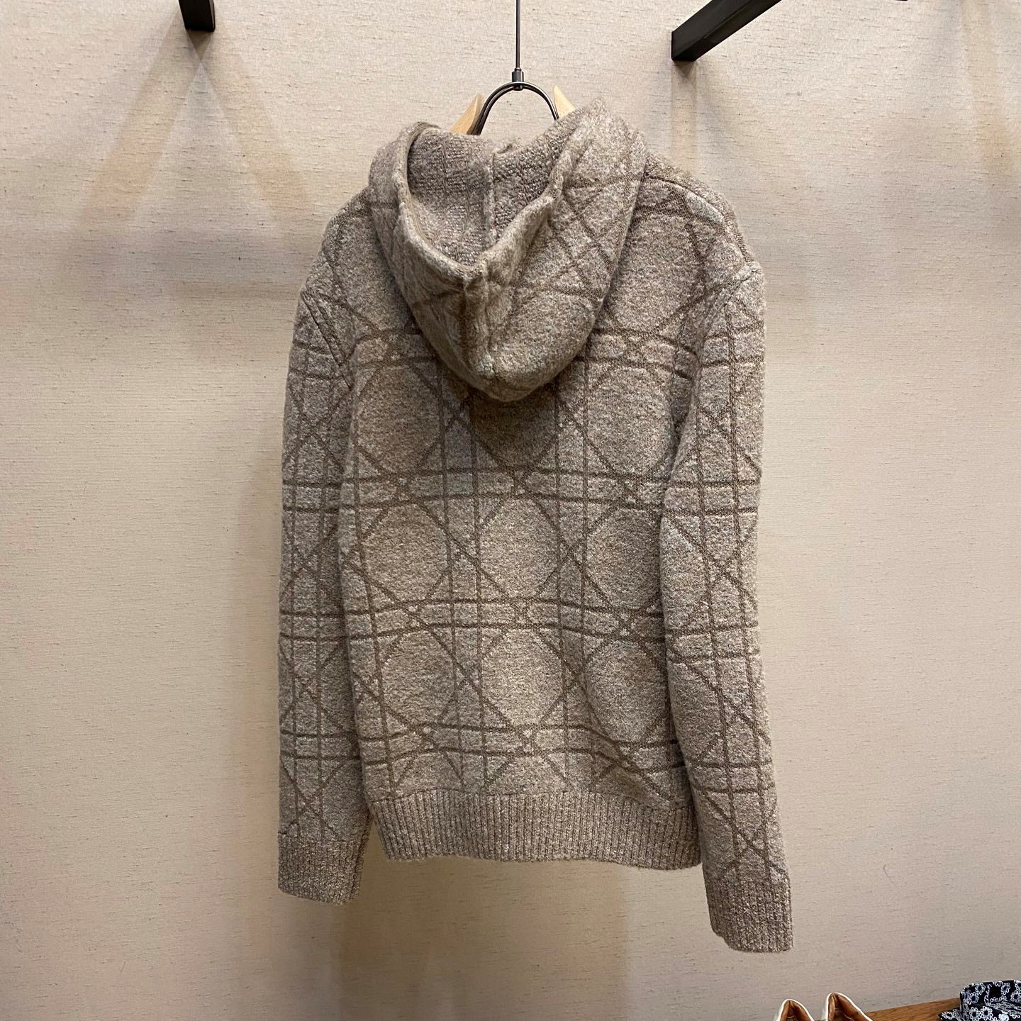 까나쥬 니트 후디 (Cannage knit hoodie)