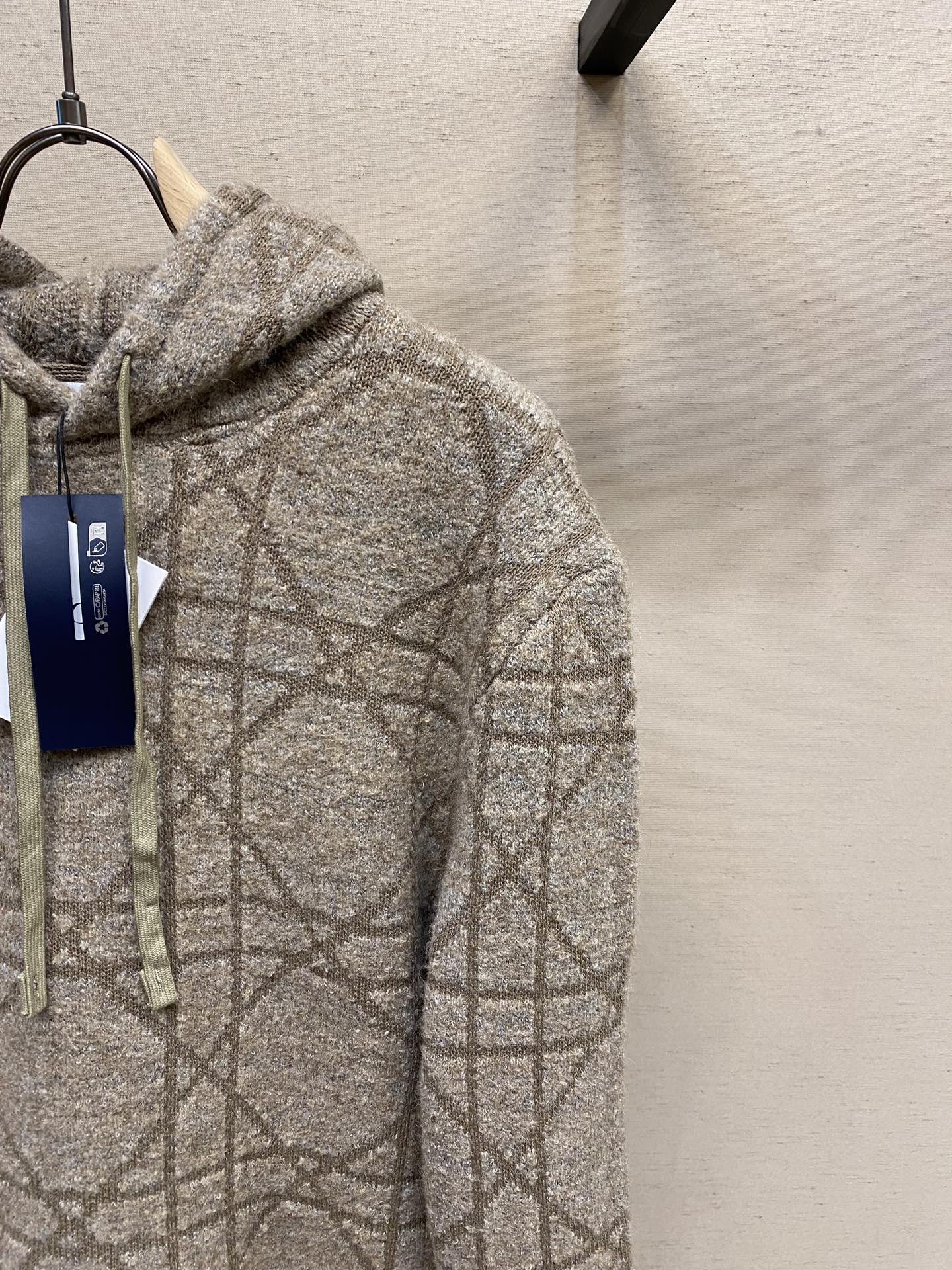 까나쥬 니트 후디 (Cannage knit hoodie)