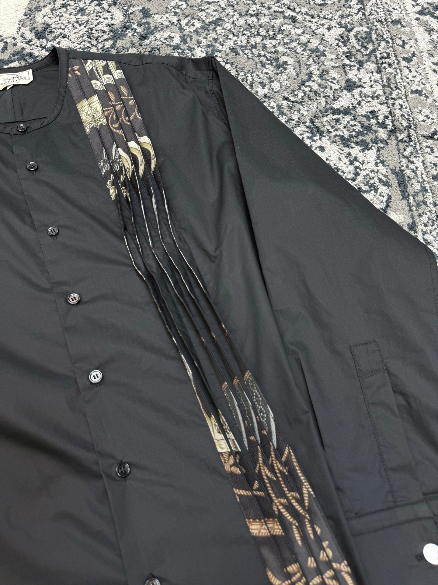 그랑드 테누 셔츠 (Grande Tenue Shirt)