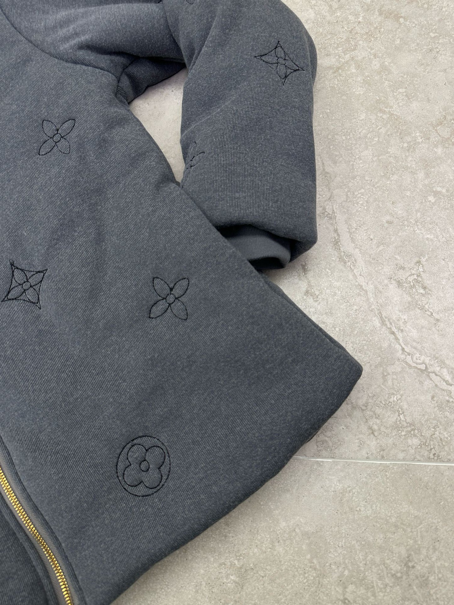 자수 코튼 패딩 (embroidered cotton padding)