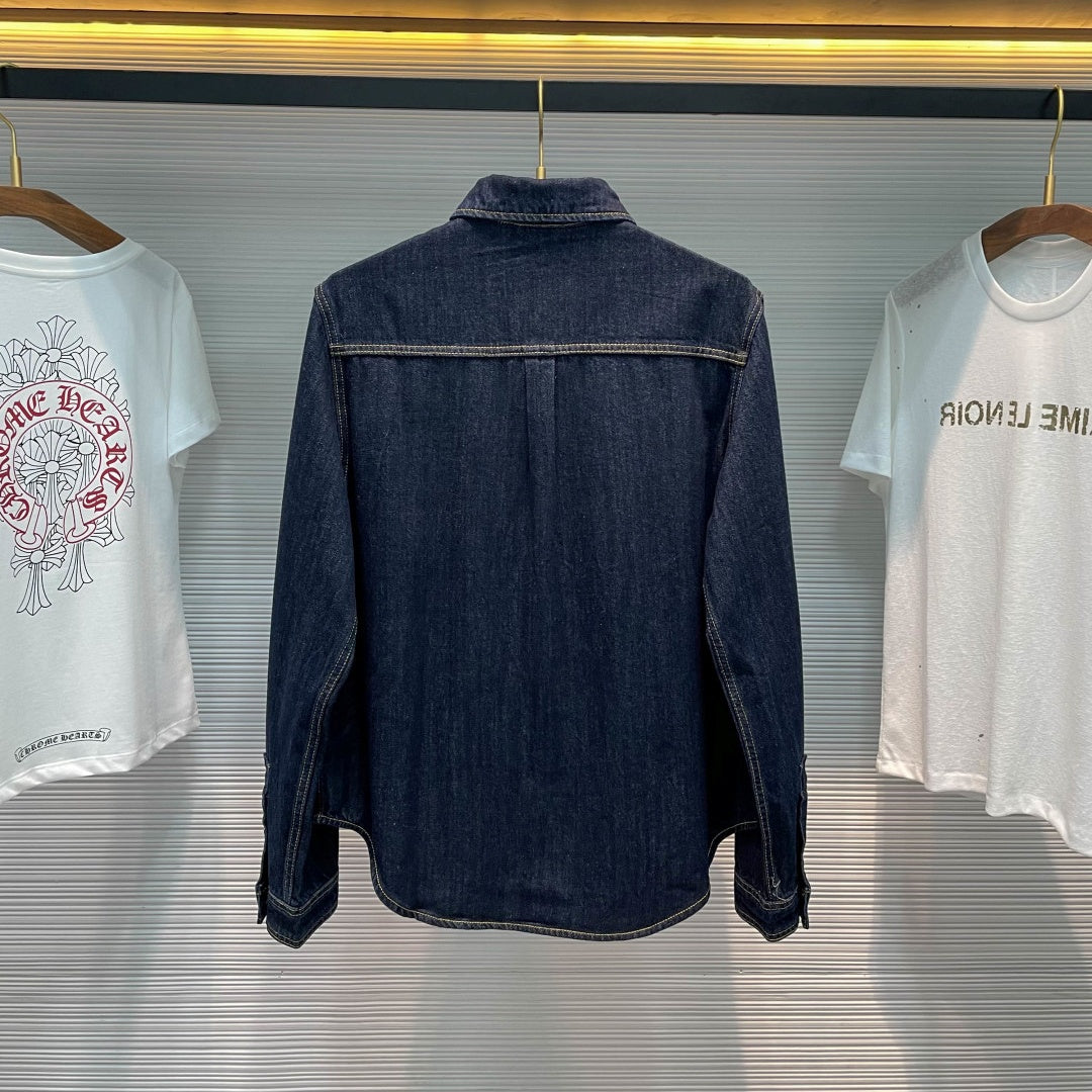 버튼다운 데님 셔츠 (Button-Down Denim Shirt)