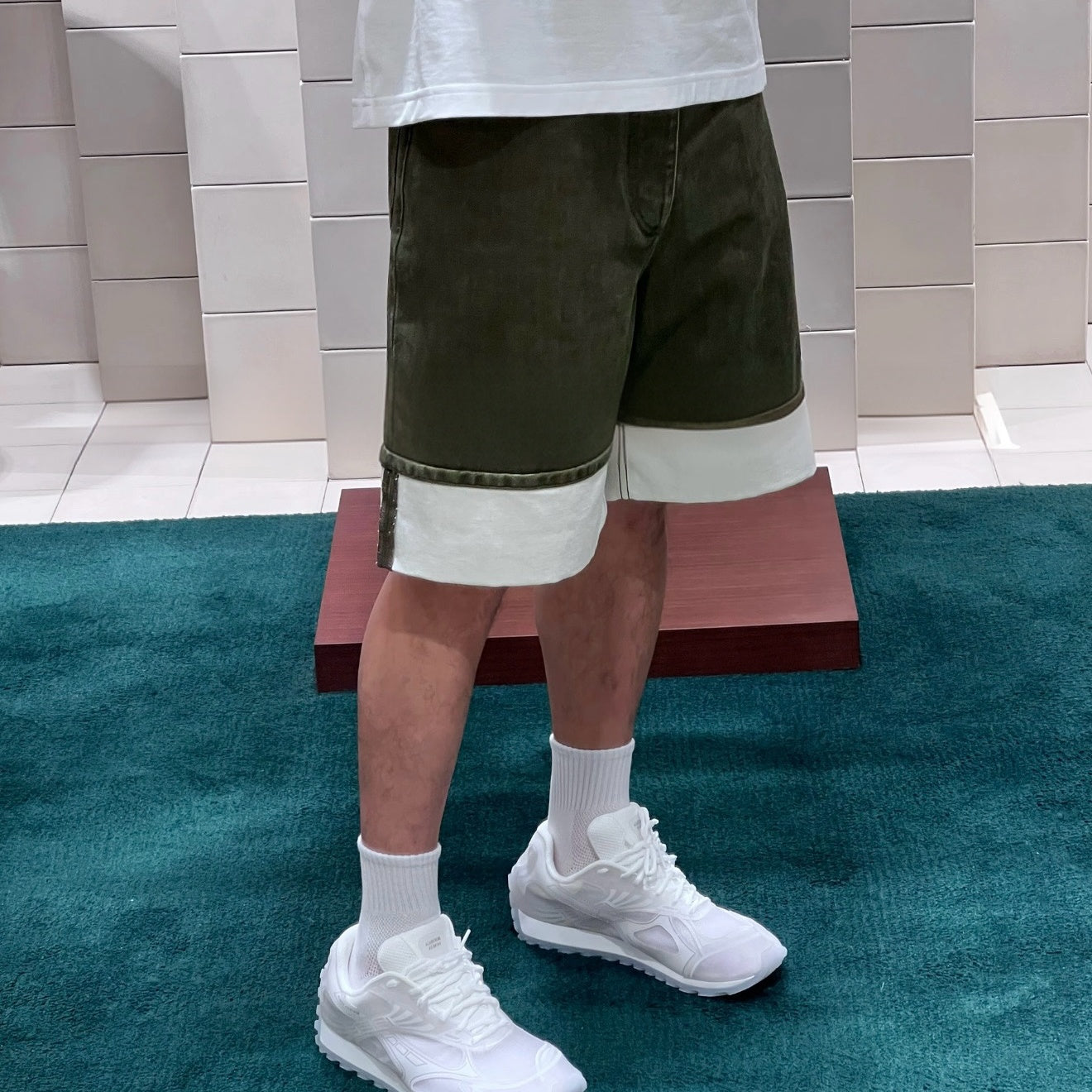 올리브 데님 숏팬츠 (olive Denim Shorts)