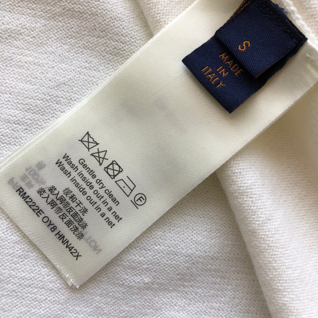 핀로고 니트반팔티셔츠 (Pin logo knit short sleeve t-shirt)