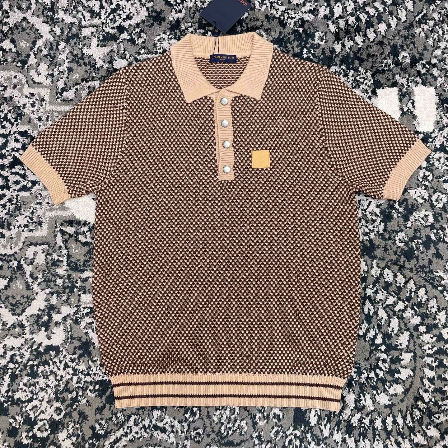 데포제 티셔츠 (Déposée T-shirt)