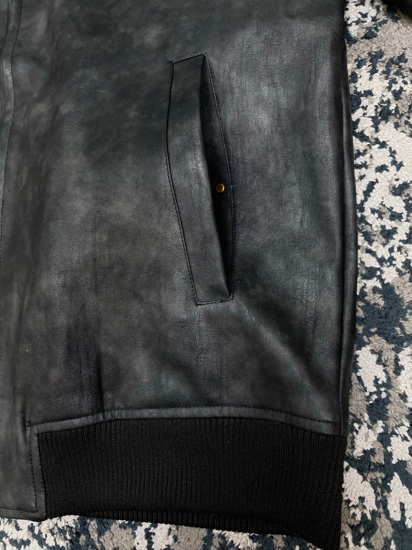라인 가죽자켓 (Leather jacket)