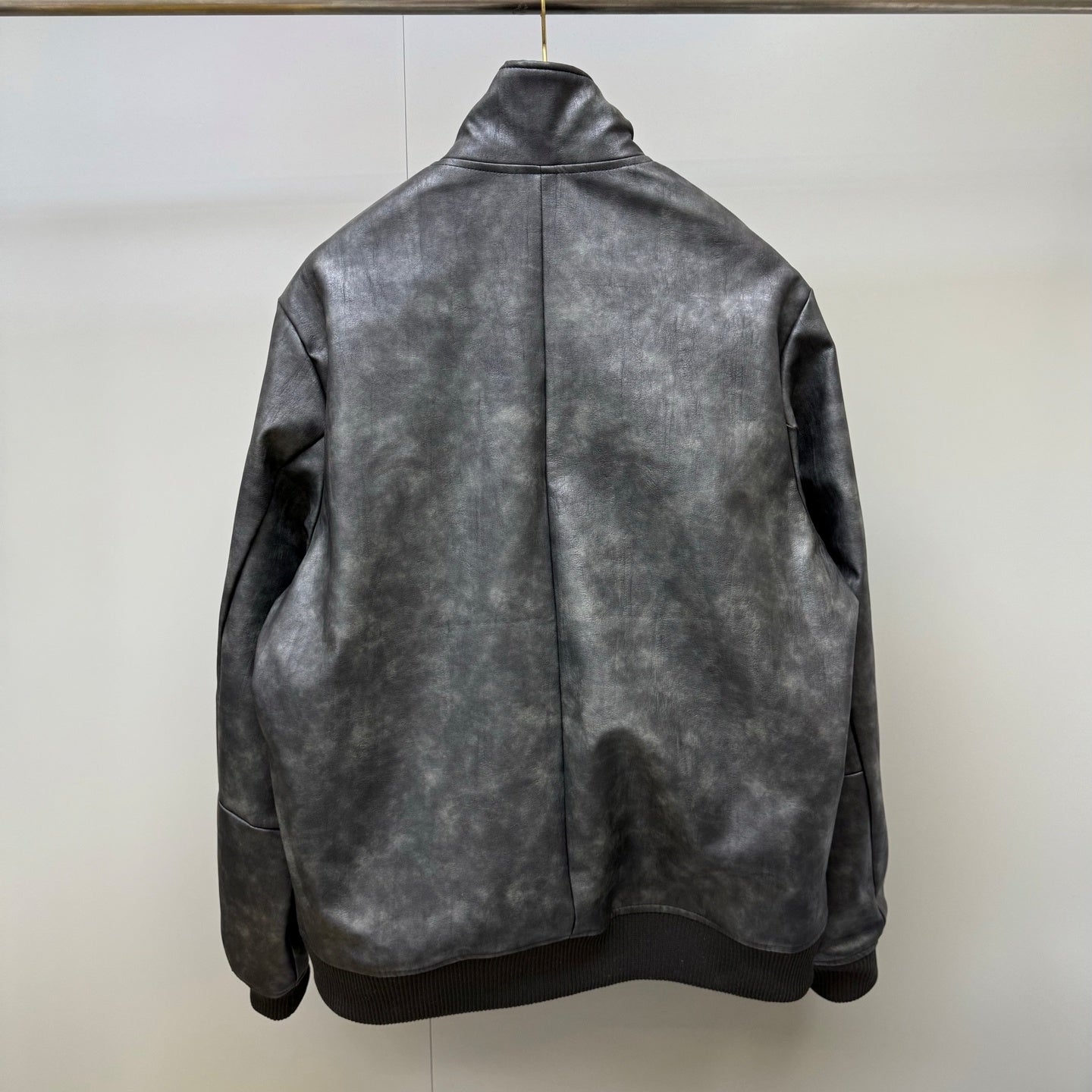 라인 가죽자켓 (Leather jacket)