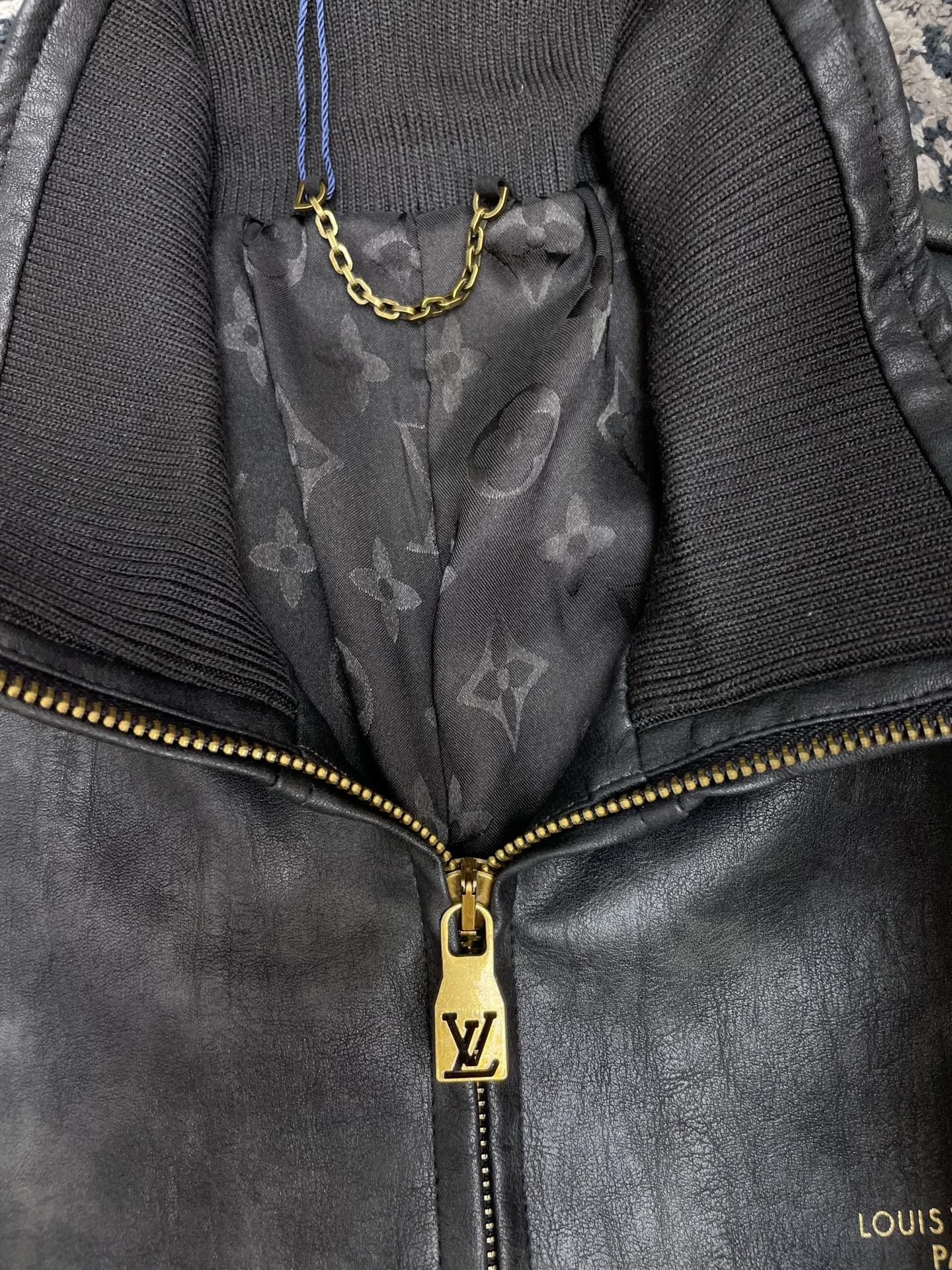 라인 가죽자켓 (Leather jacket)