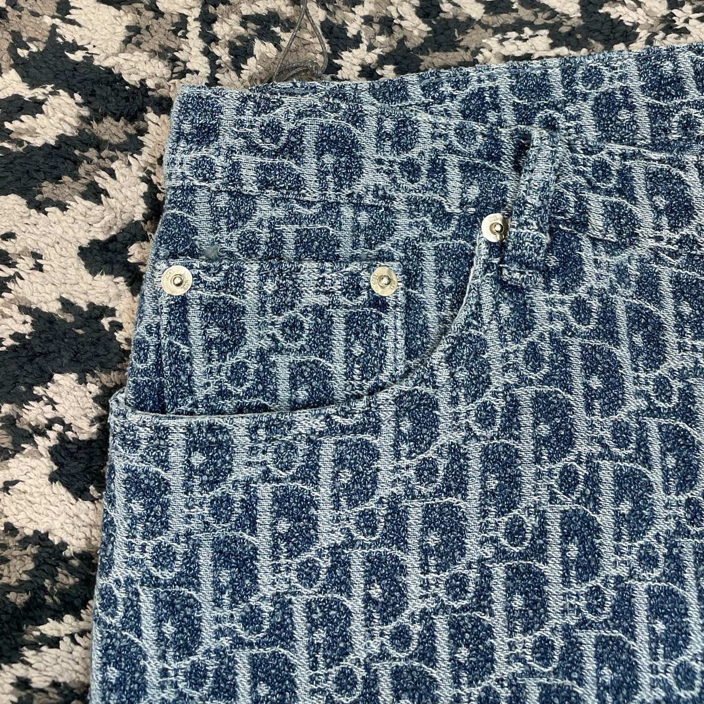 오블리크 숏팬츠 (Oblique Shorts)