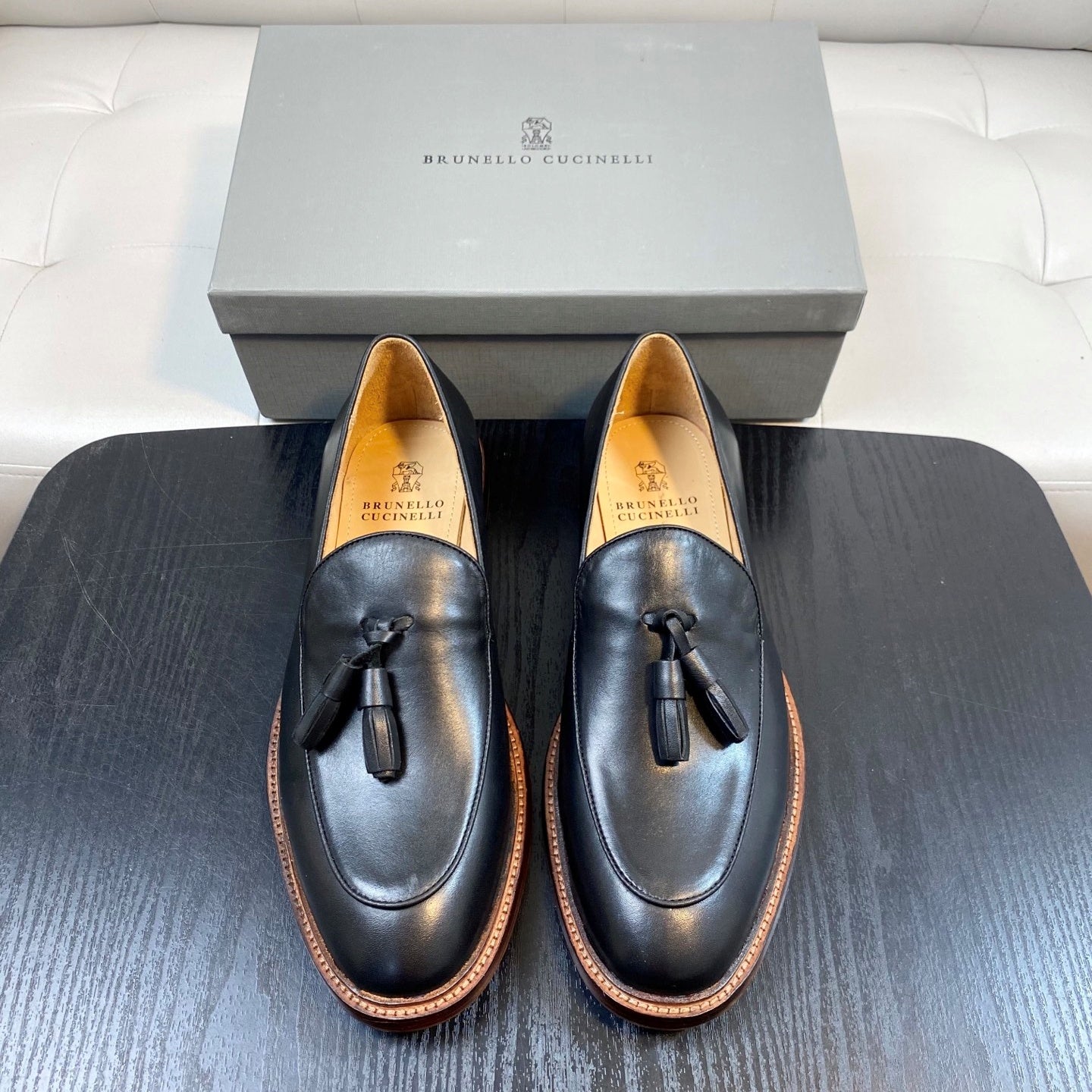 페니 로퍼 (penny loafers)