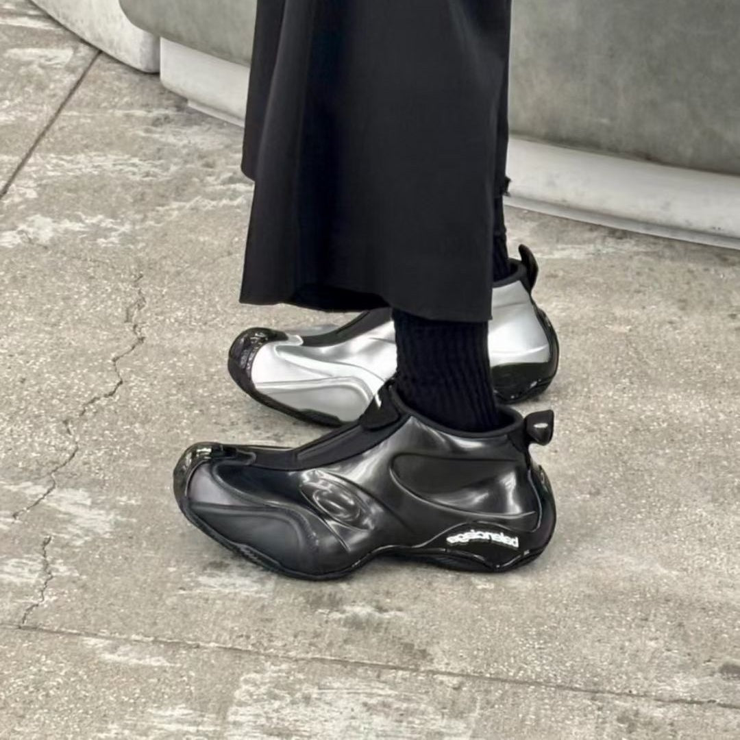 바스켓볼 스니커즈 (Basketball sneakers)