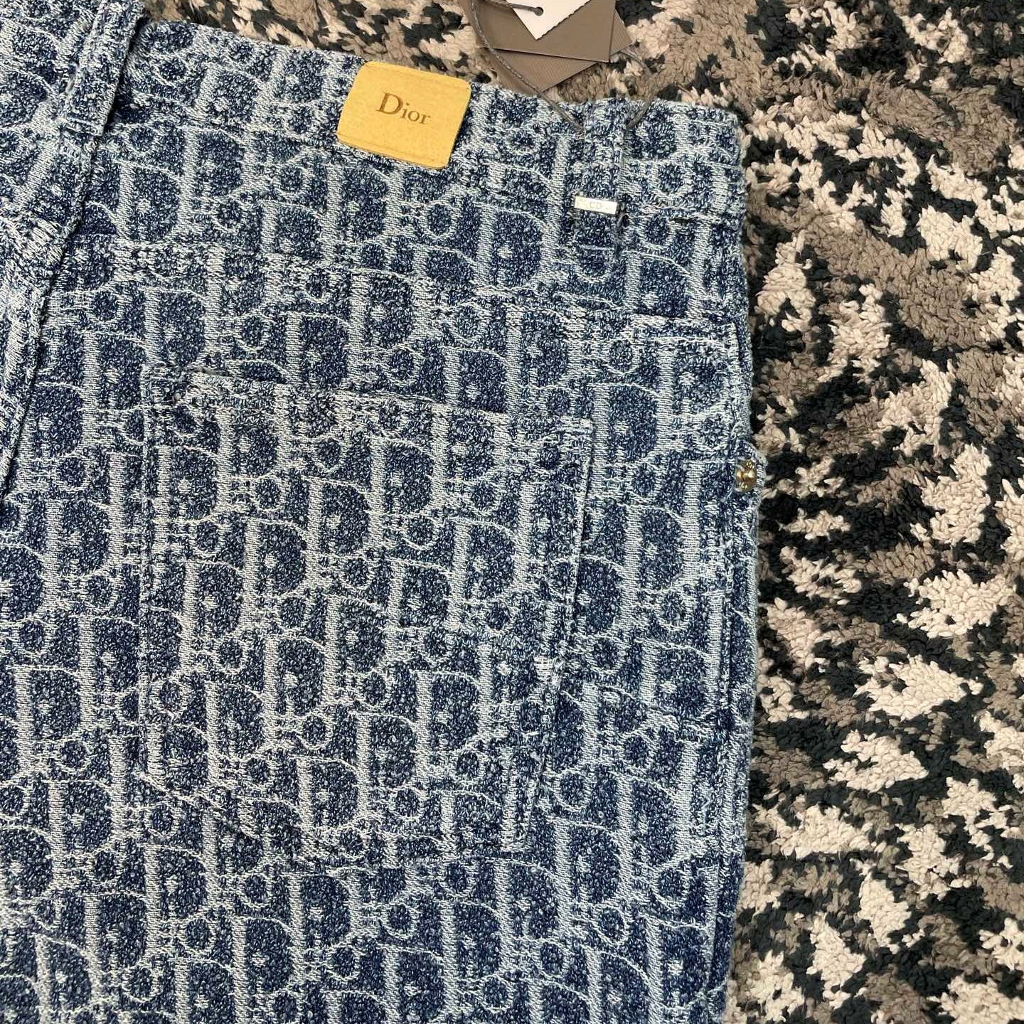 오블리크 숏팬츠 (Oblique Shorts)