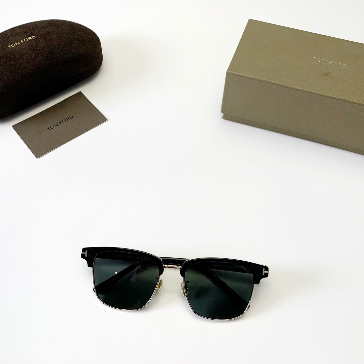 톰프 선글라스 (tomp sunglasses)