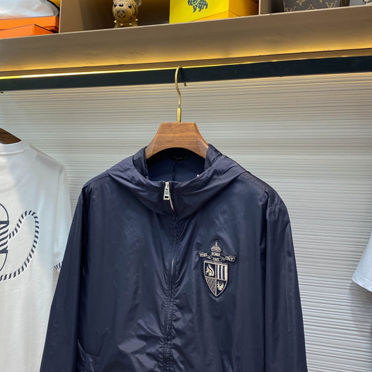 클래식 뱃지 윈드브레이커 (Classic Badge Windbreaker)