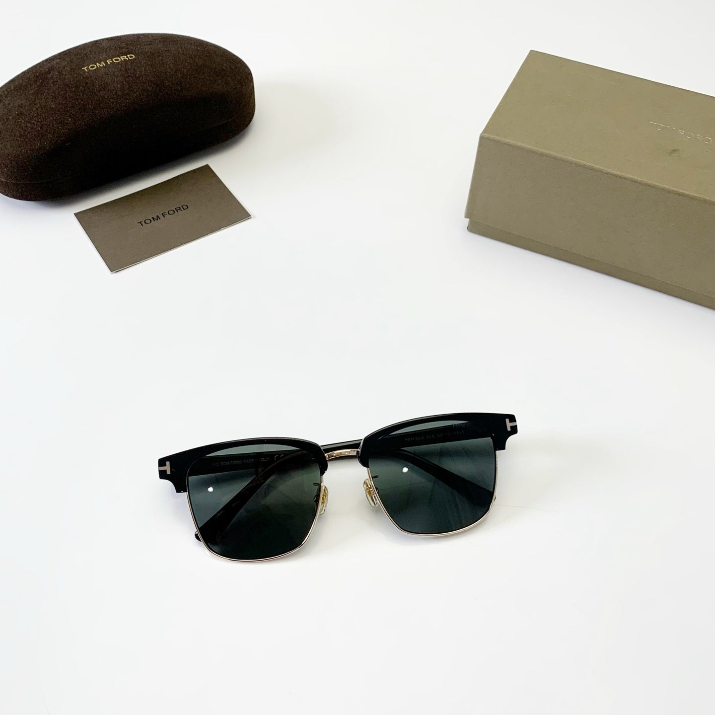 톰프 선글라스 (tomp sunglasses)