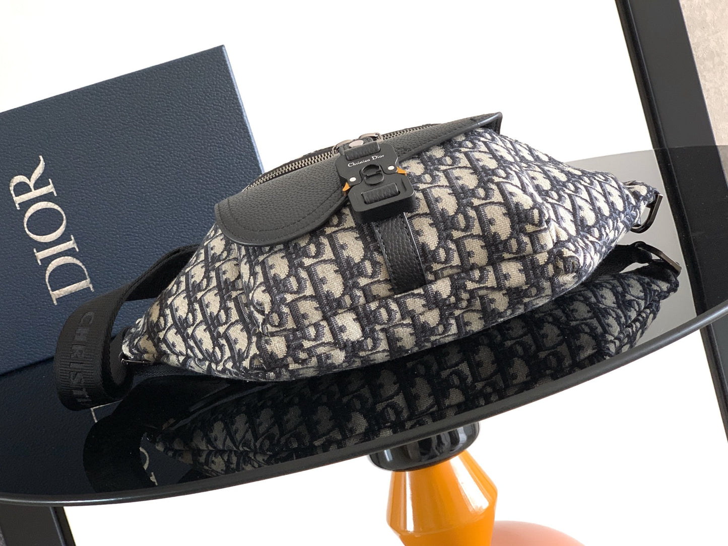 오블리크 슬링백 (Oblique slingback)