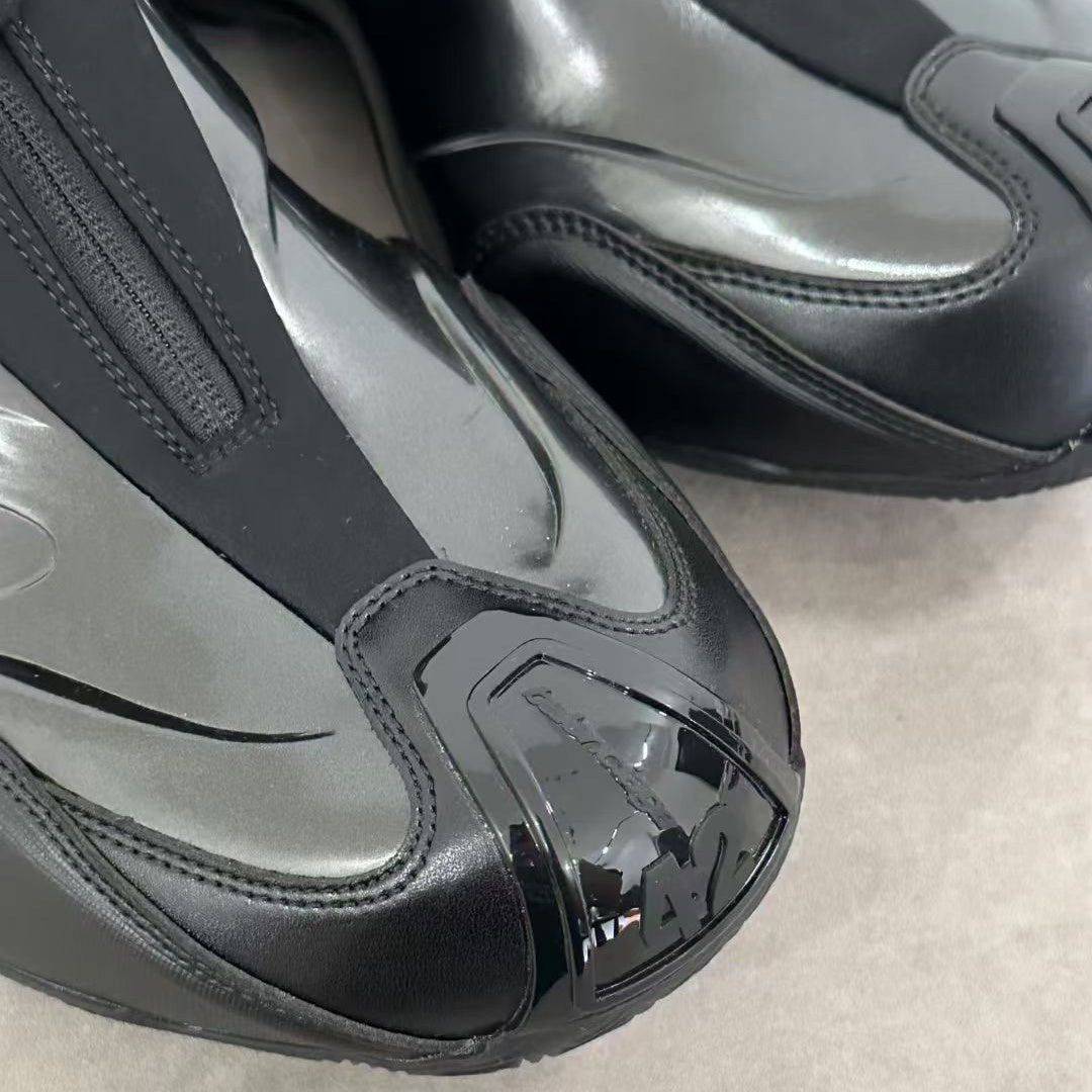 바스켓볼 스니커즈 (Basketball sneakers)