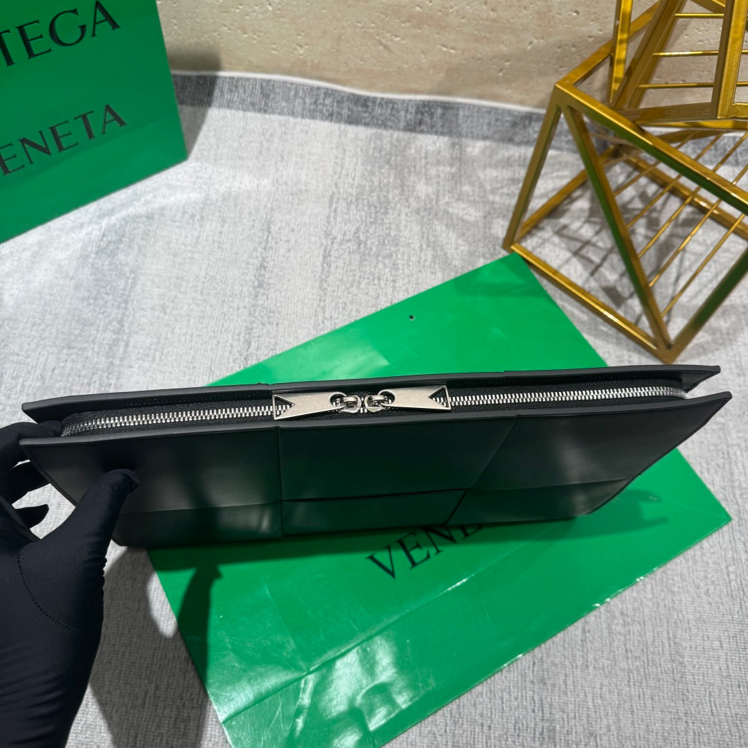 코팅 클러치백 (coated clutch bag)