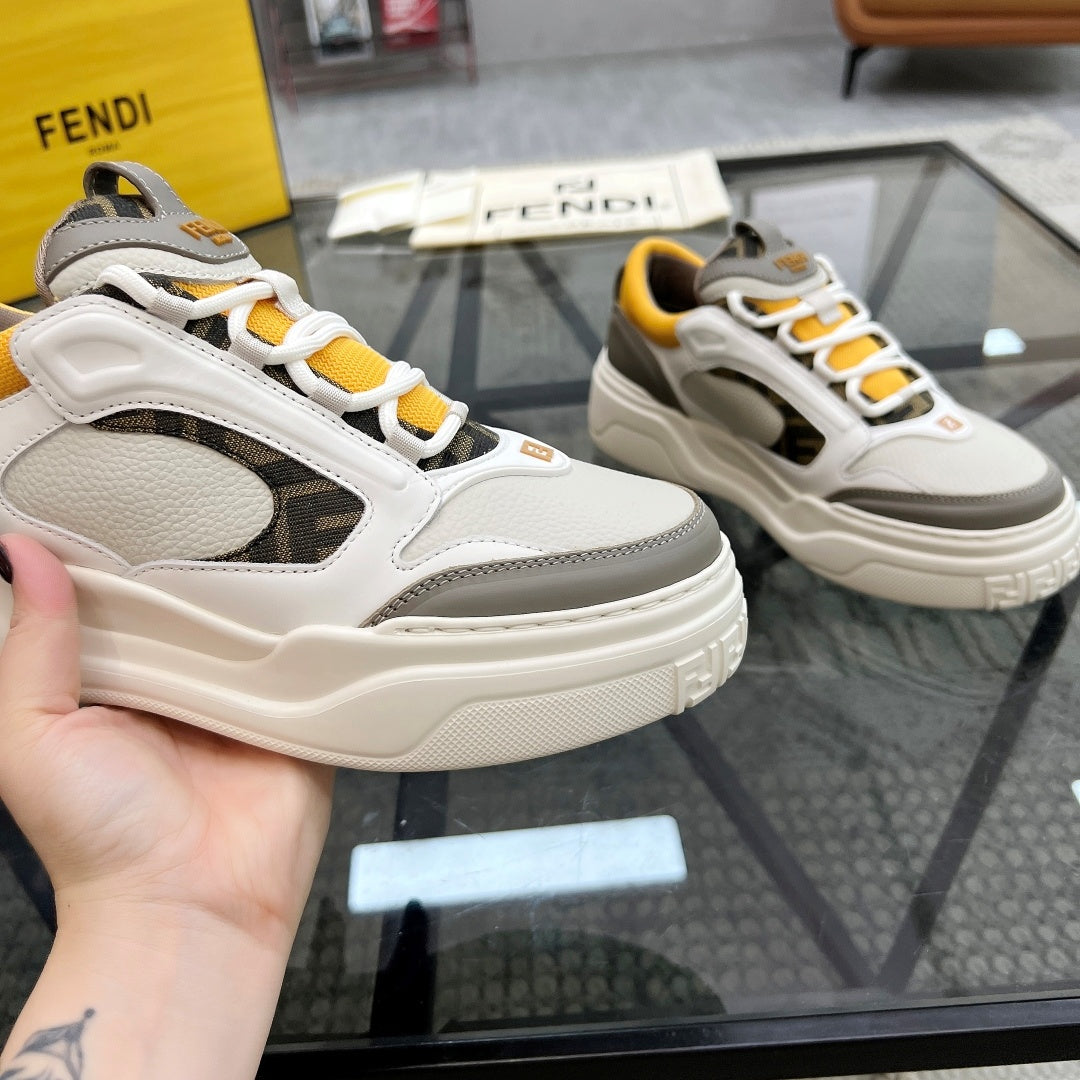 스트리트 스니커즈 (Street Sneakers)