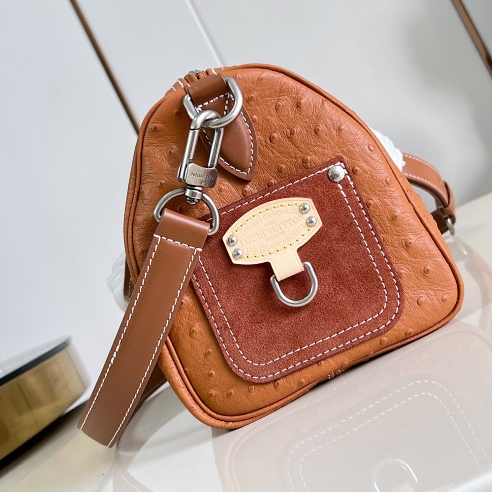 오스트리치 트래블백 (Ostrich Travel Bag)