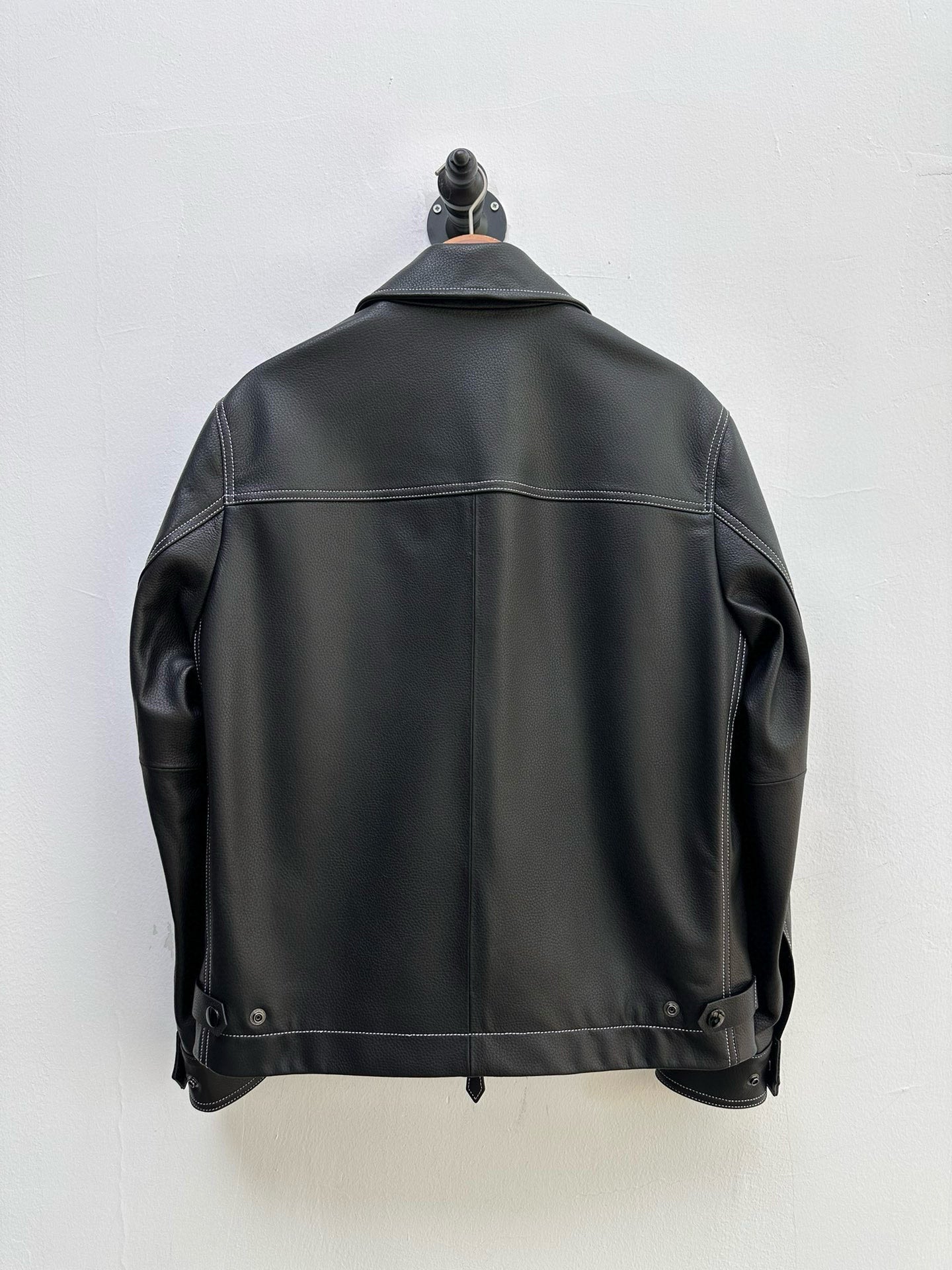 탑스티치 가죽자켓 (Topstitched leather jacket)
