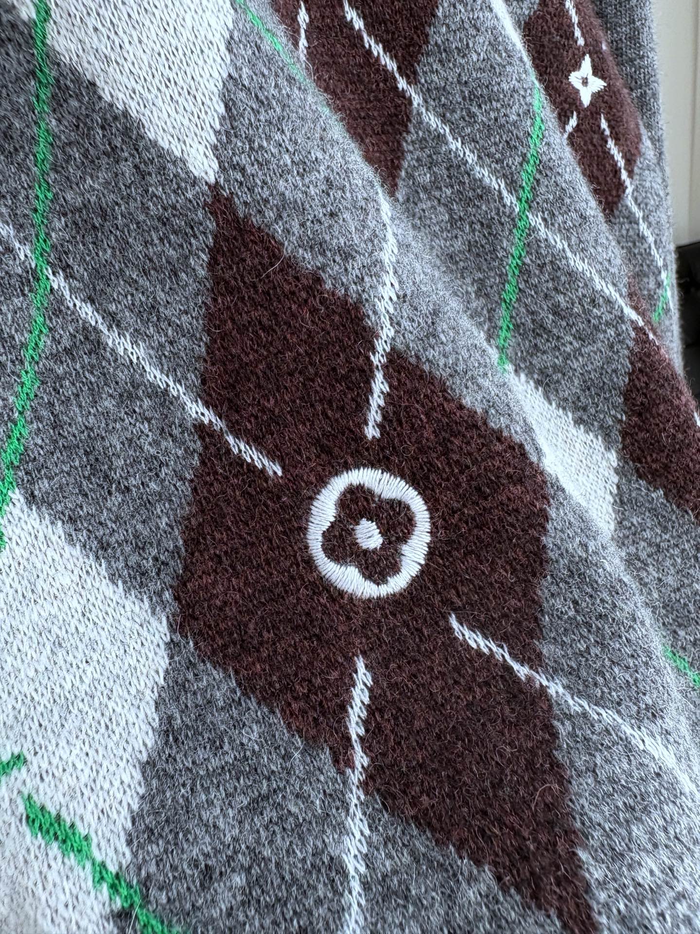 프레피룩 니트티 (Preppy look knit tee)