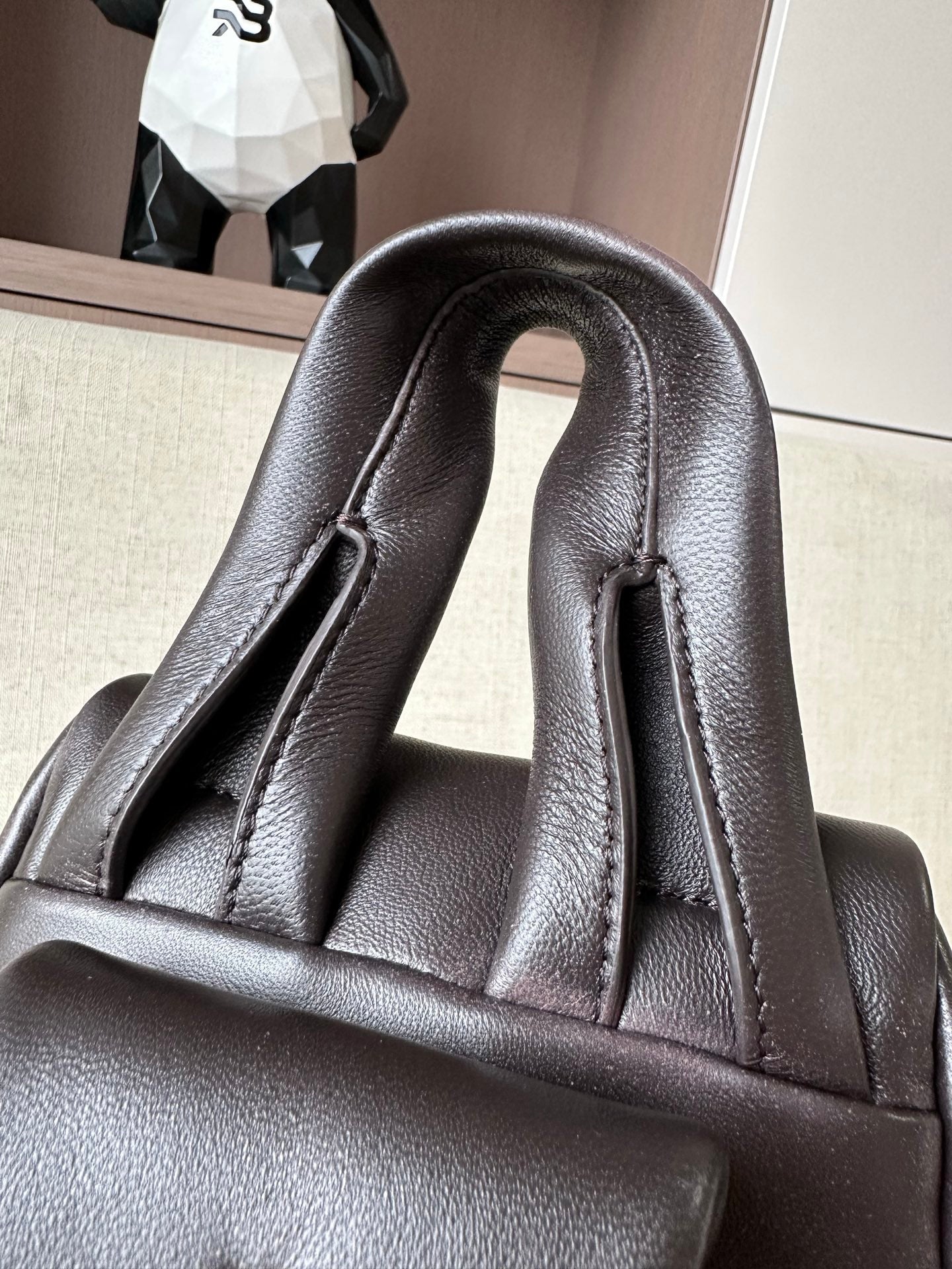 체스터백 (Chester bag)