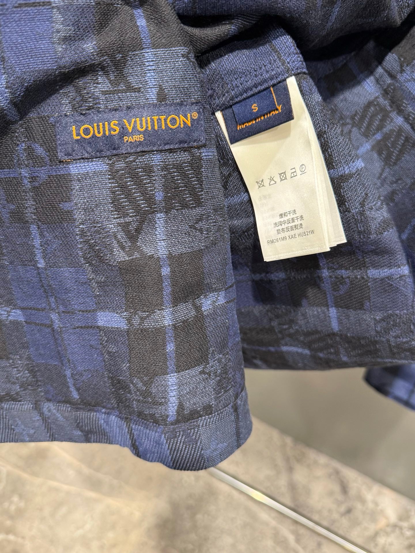 자카드 자켓 (jacquard jacket)