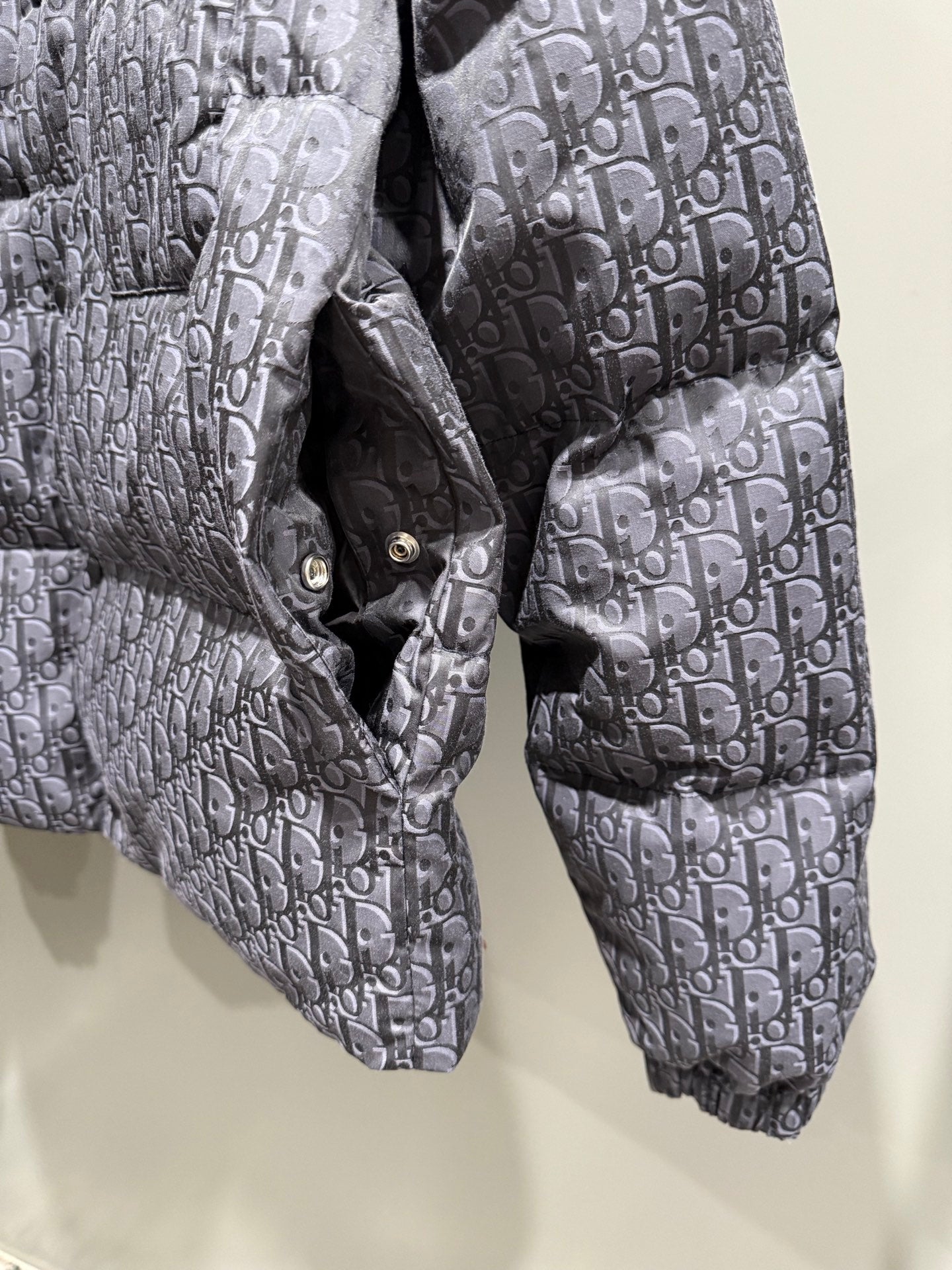 오블리크 퀄팅점퍼 (Oblique quilted jumper)
