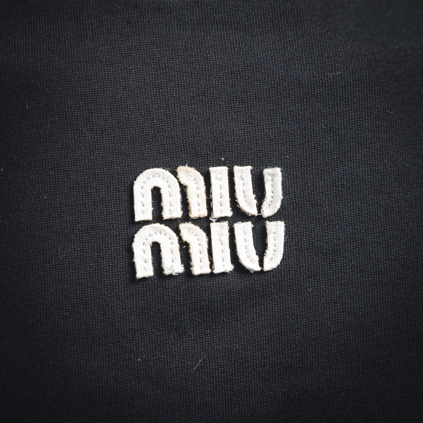 콘트라스트 반팔티셔츠 (Contrast short sleeve t-shirt)