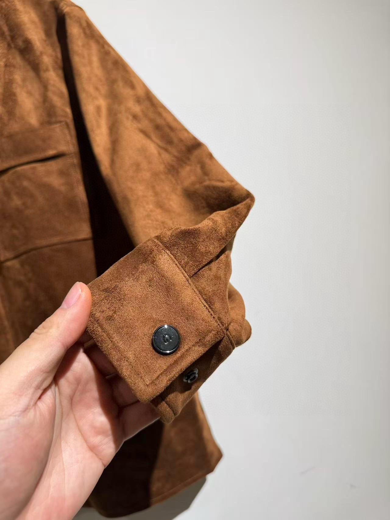 카라멜 가죽셔츠 (Caramel leather shirt)