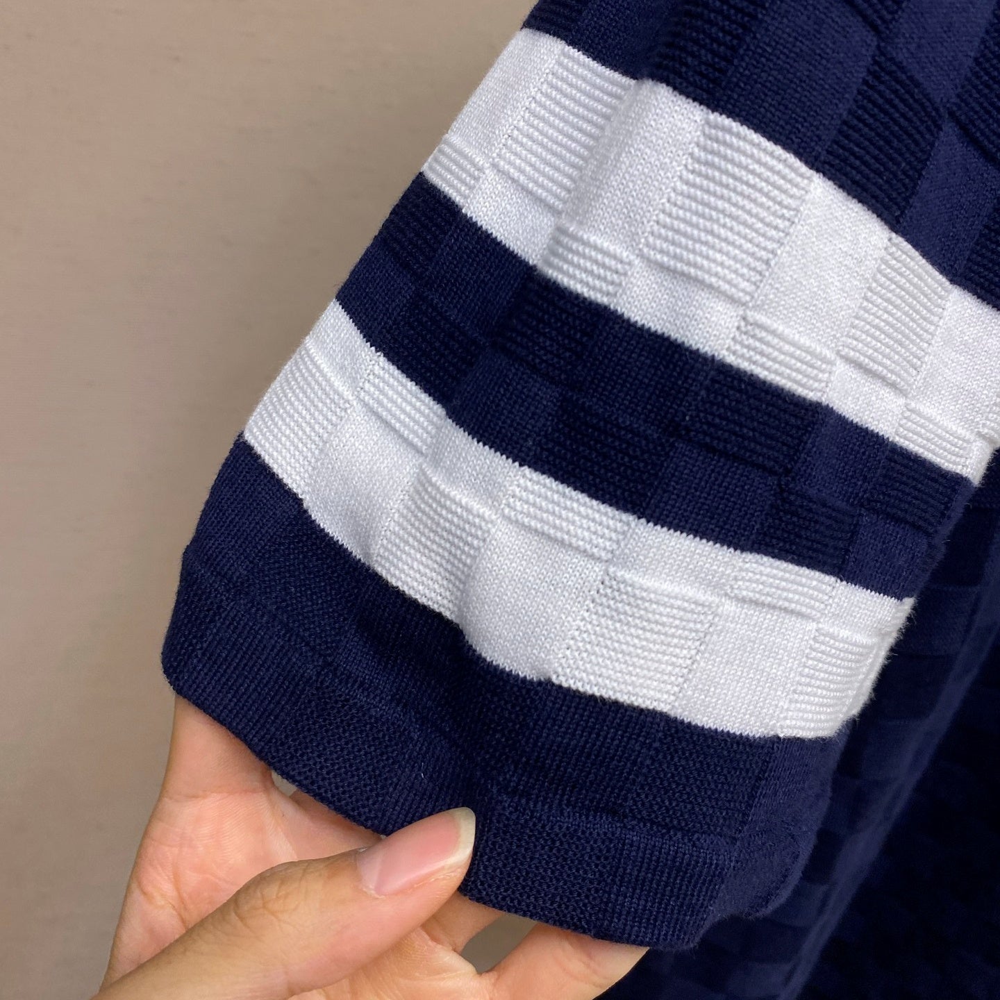 체커보드 반팔세트 (Checkerboard Short-Sleeve Set)